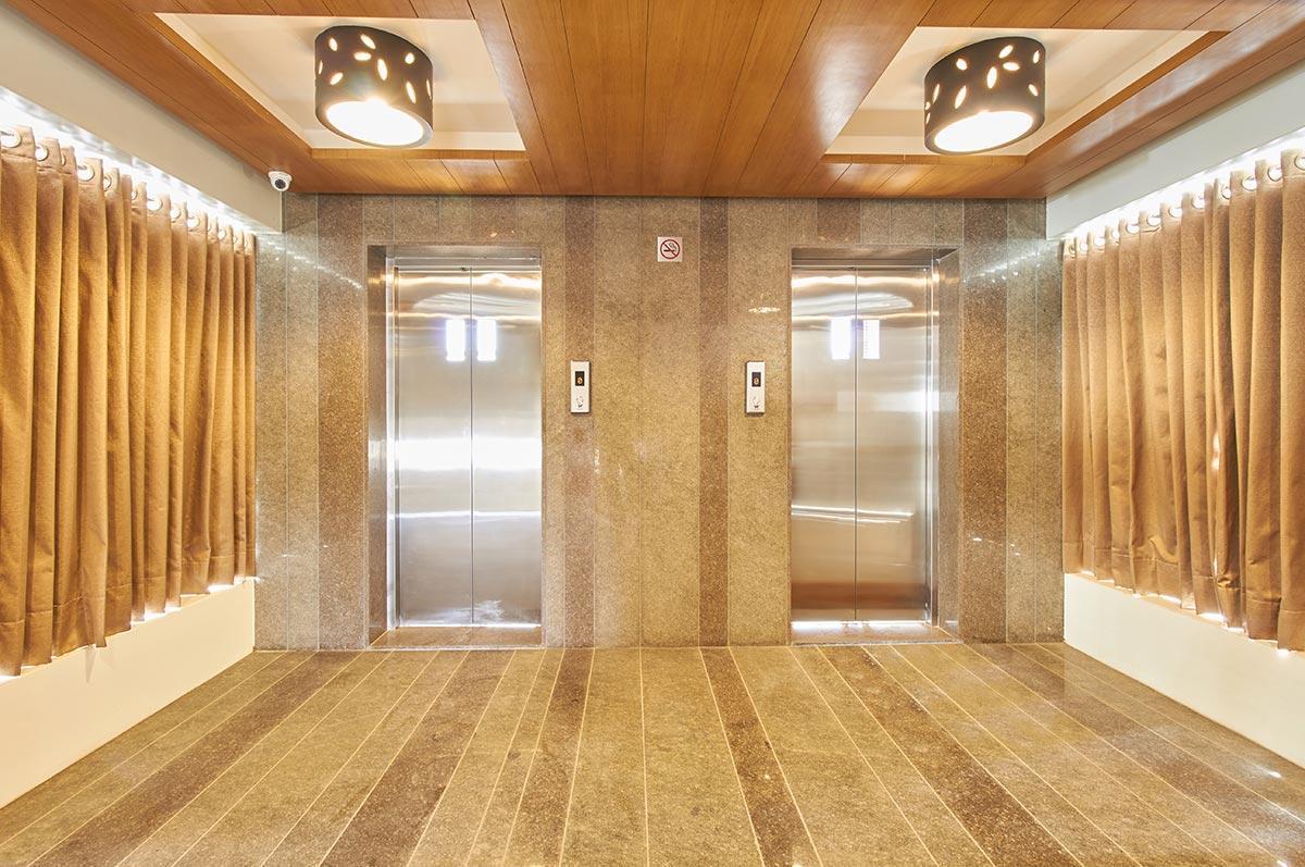 7 Wonders Hotel Ґандінаґар Екстер'єр фото
